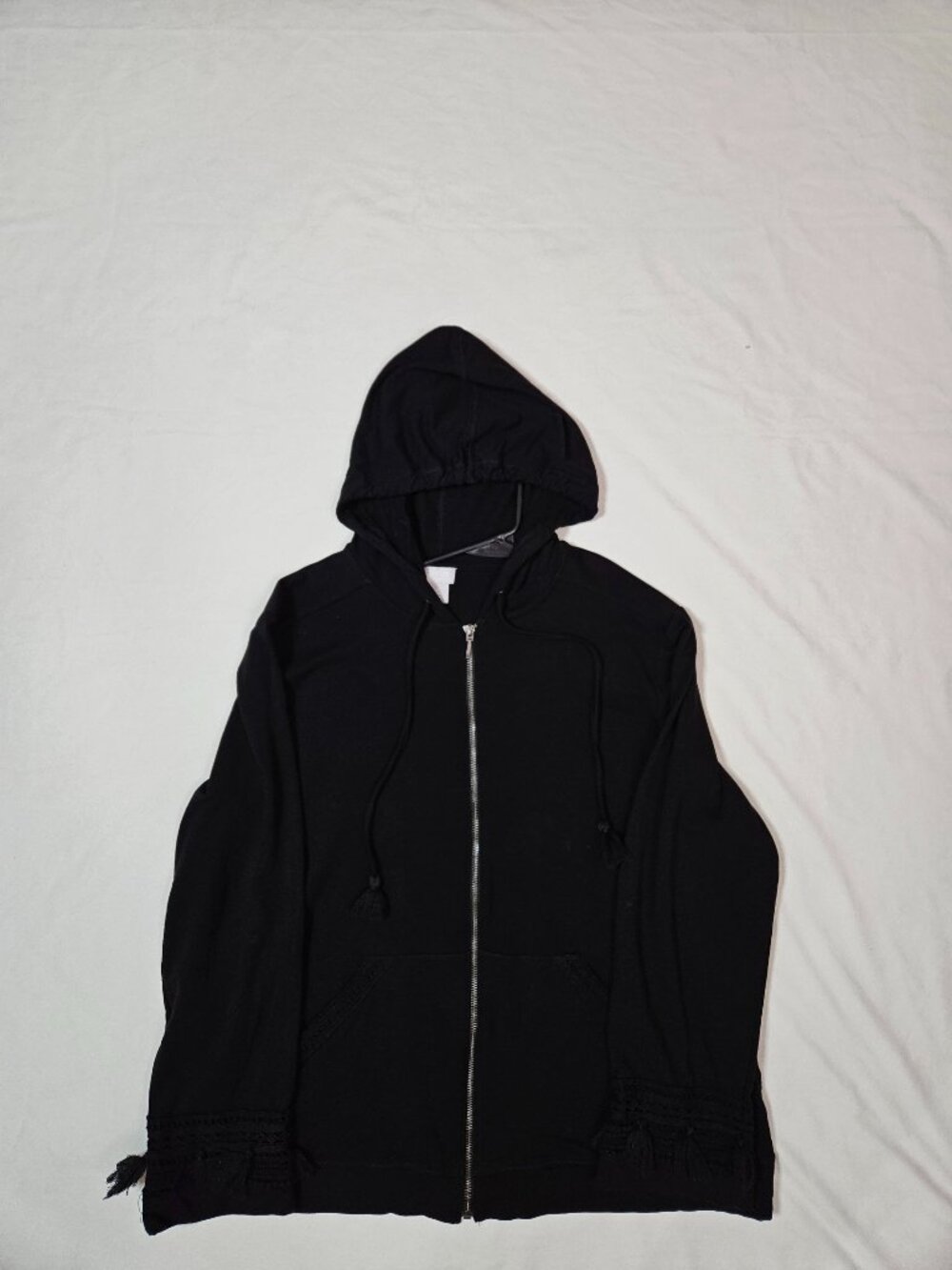 Chico's Zenergy Black Hoodie Size 3(XL/16)Crochet Tasseled Cuffs
